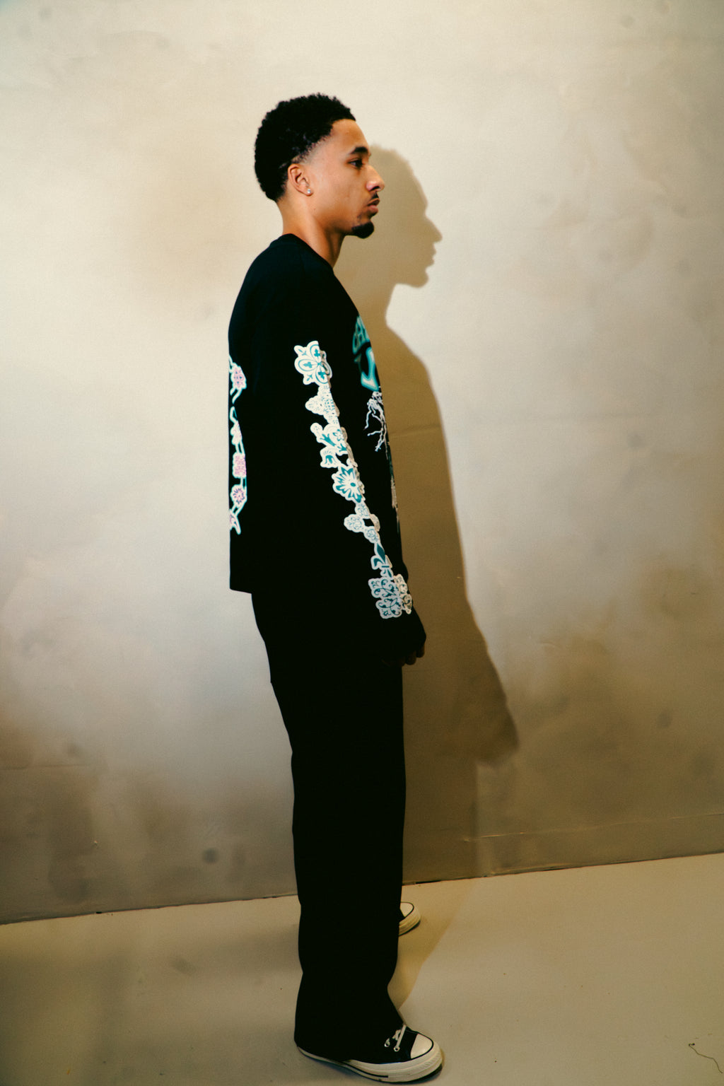Black ‘Chasing Space Vibes’ long sleeve