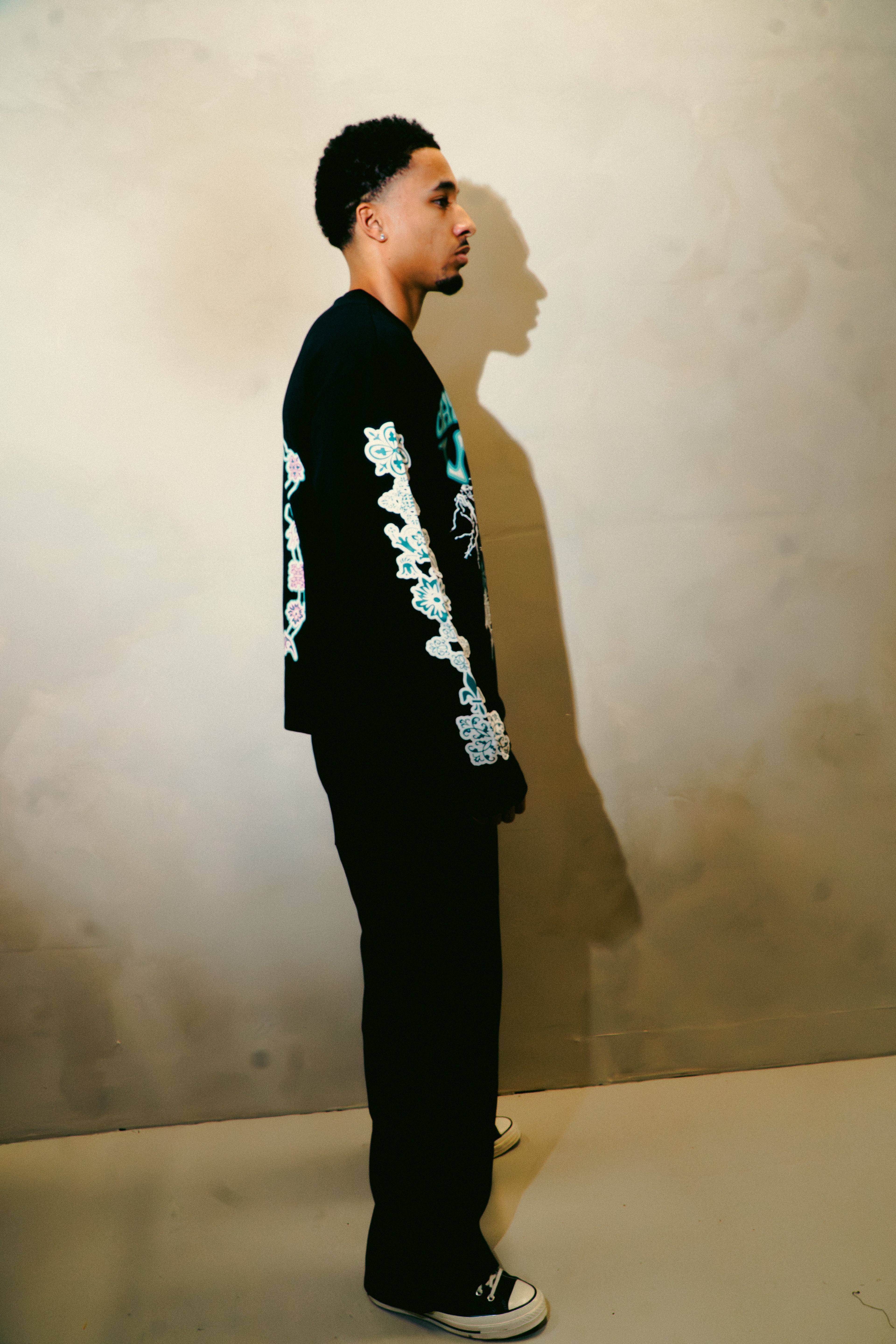 Black ‘Chasing Space Vibes’ long sleeve